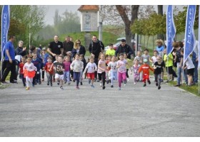  V I I Sandomierski Sportowy Weekend Kwitnących Sadów